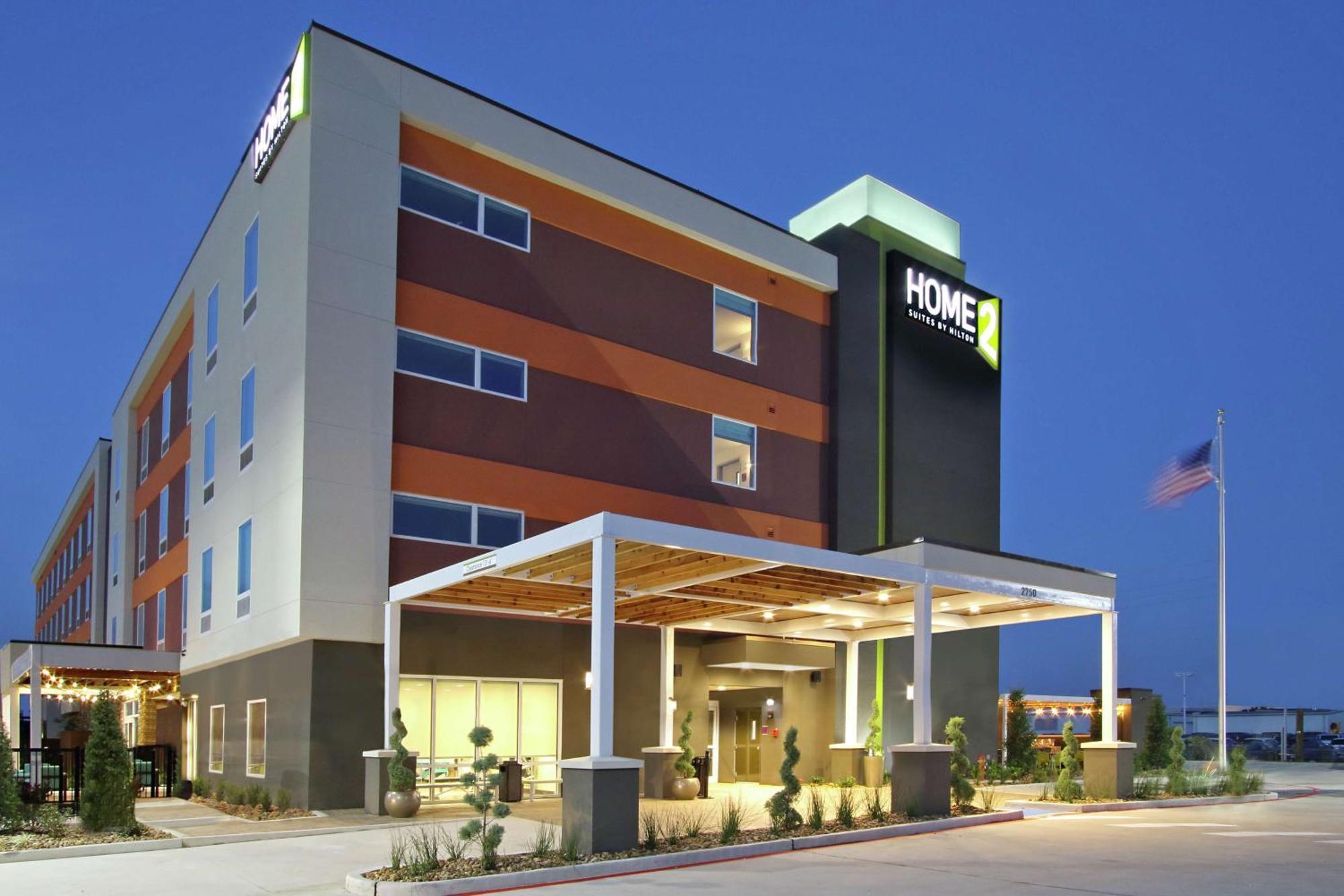 Hotel Home2 By Hilton